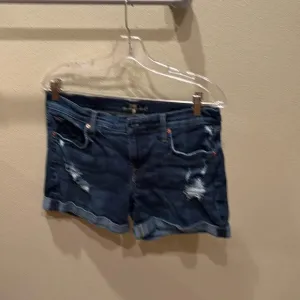7 For All Mankind woman's jeans shorts in a size 29
