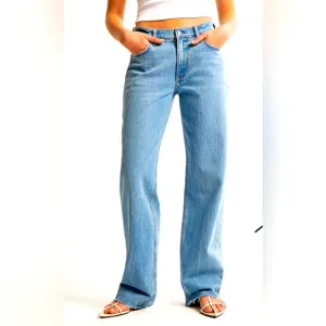 Abercrombie &amp; Fitch Low Rise Baggy Fit Jeans Light Wash size 14 NWT