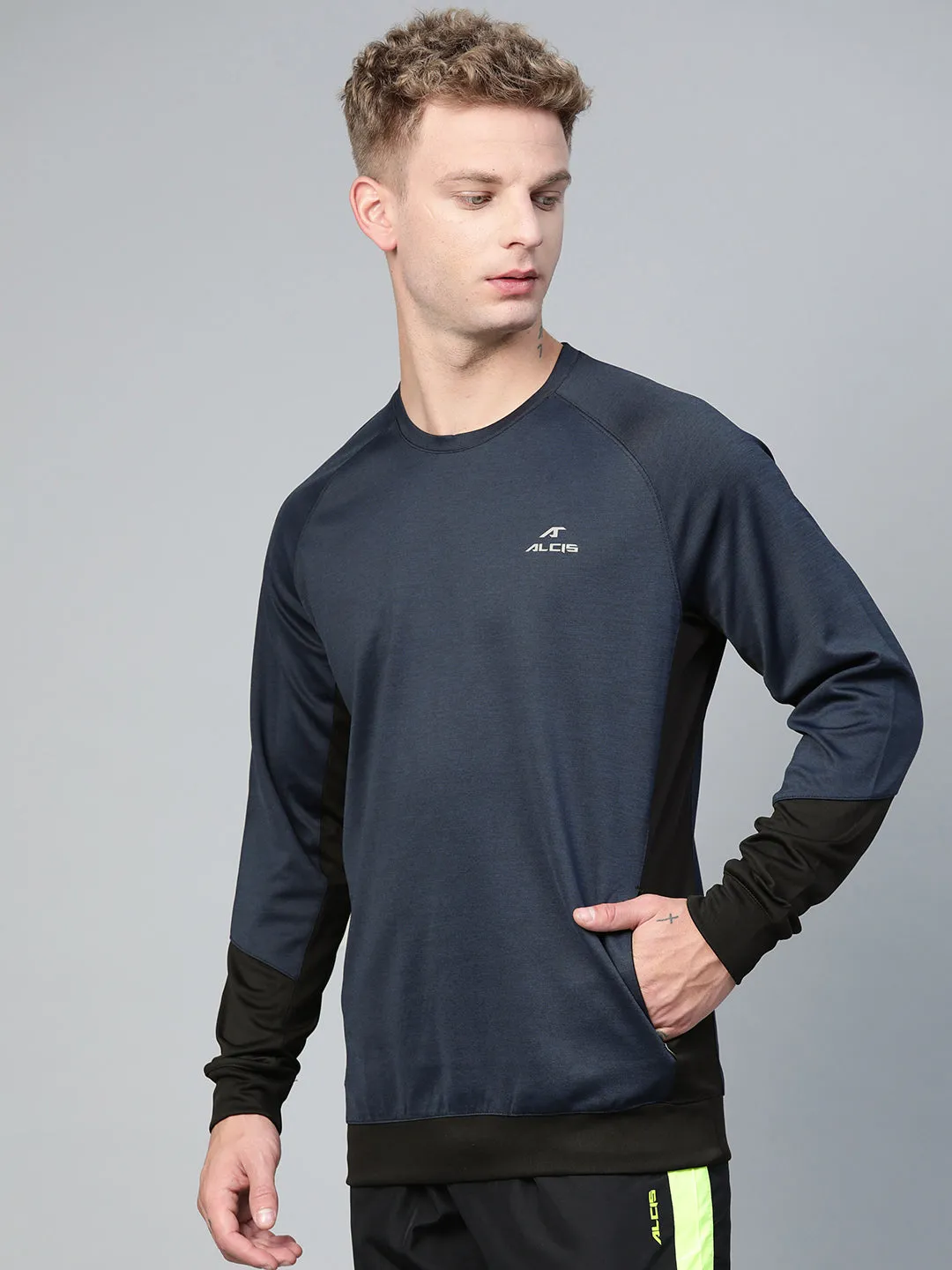 Alcis Men Navy Blue Solid Sweatshirt