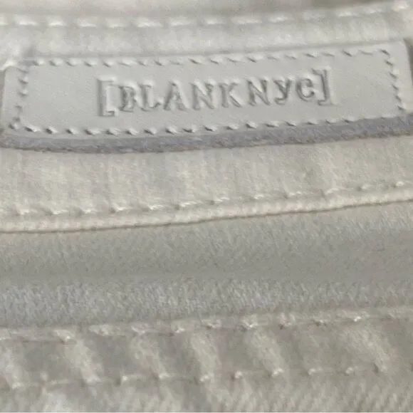 BLANK NYC The Baxter Straight Leg Jeans Size: 29” Color: Ivory