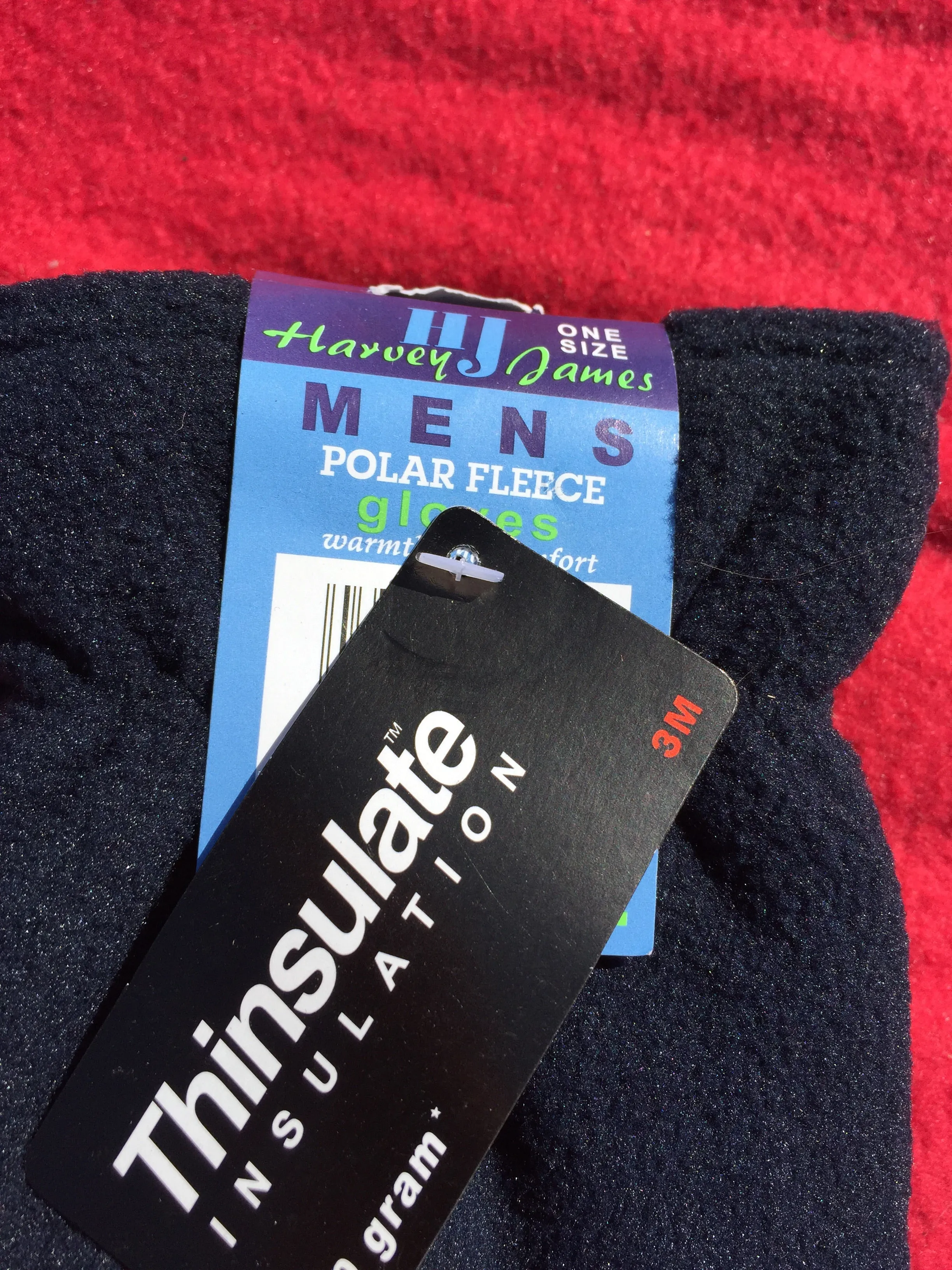 BRAND NEW navy thinsulate gloves FREE POSTAGE