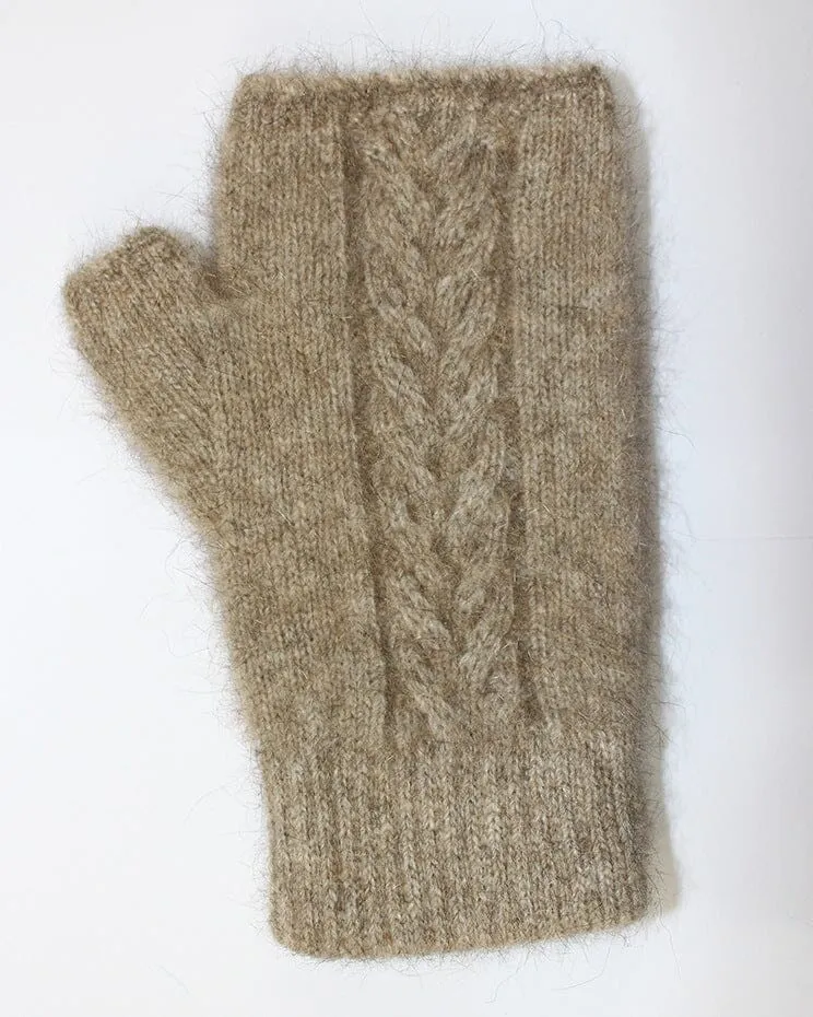 Cable Mitten