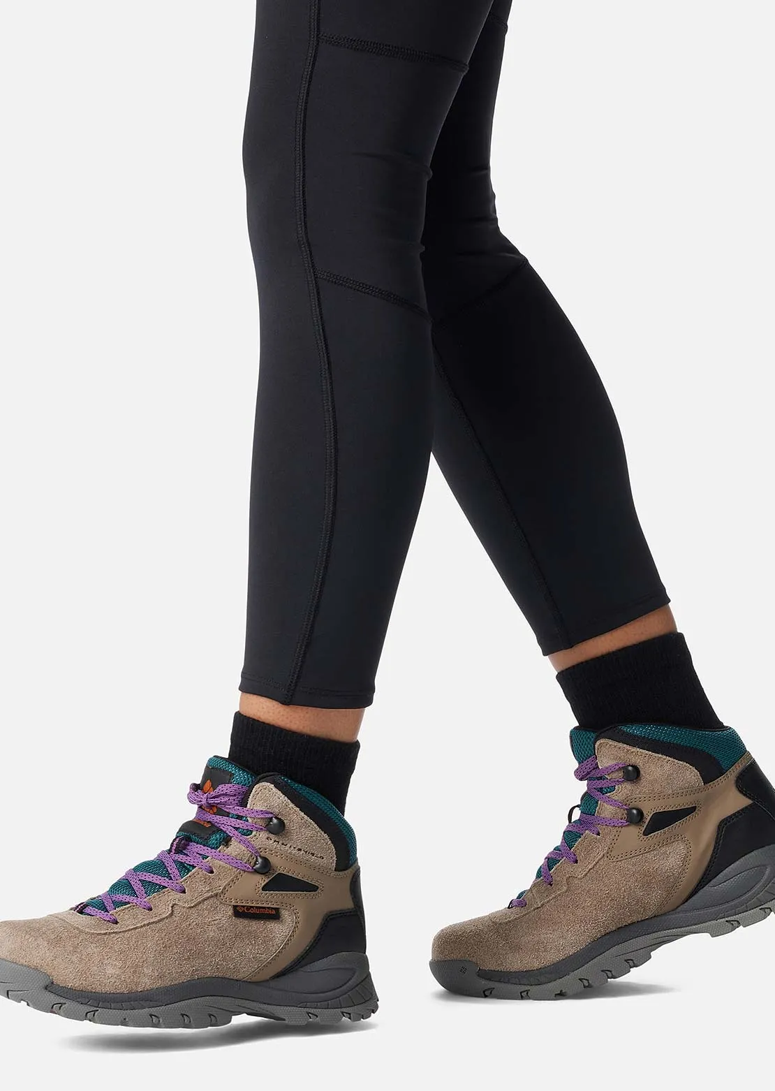 Columbia Women's Newton Ridge Hiking Boots