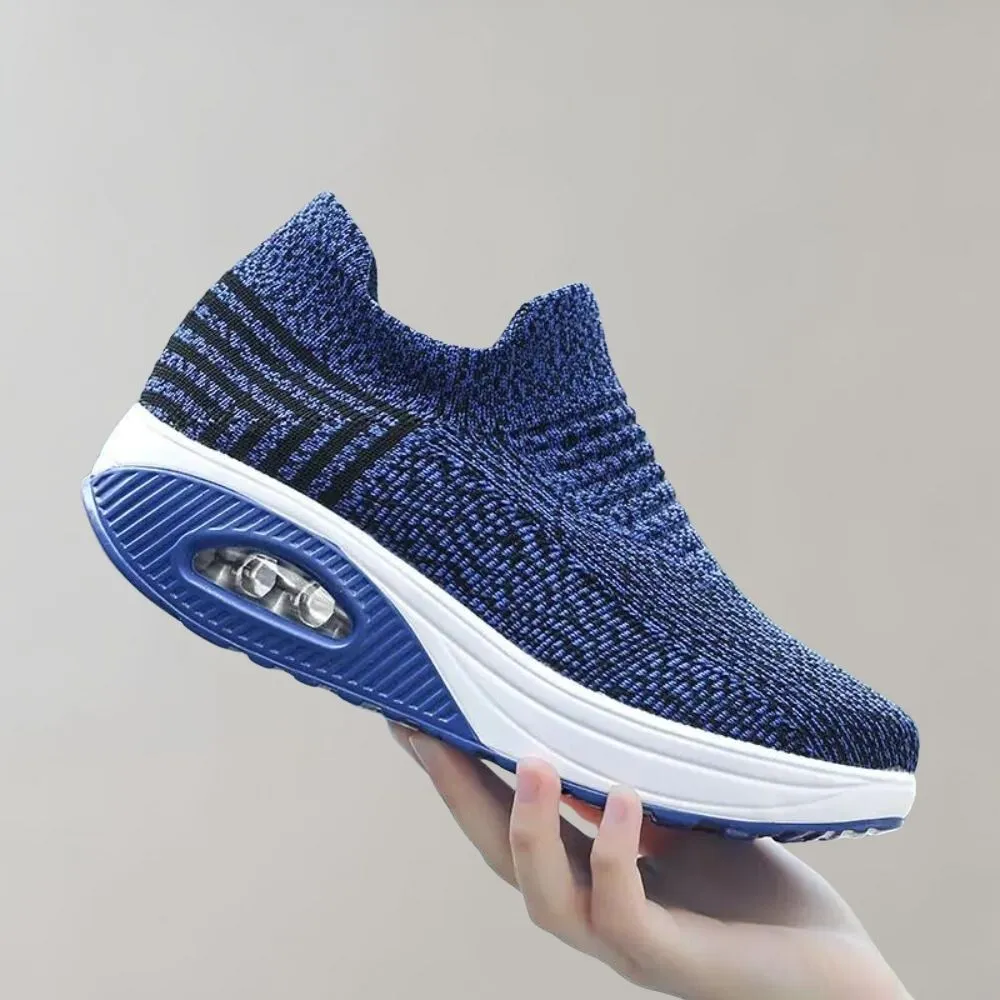 Dessa - Trendy and Cozy Hiking Boots for Your Adventures