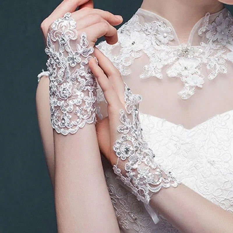 Fingerless Elegant Short Lace Wedding Gloves | Bridelily