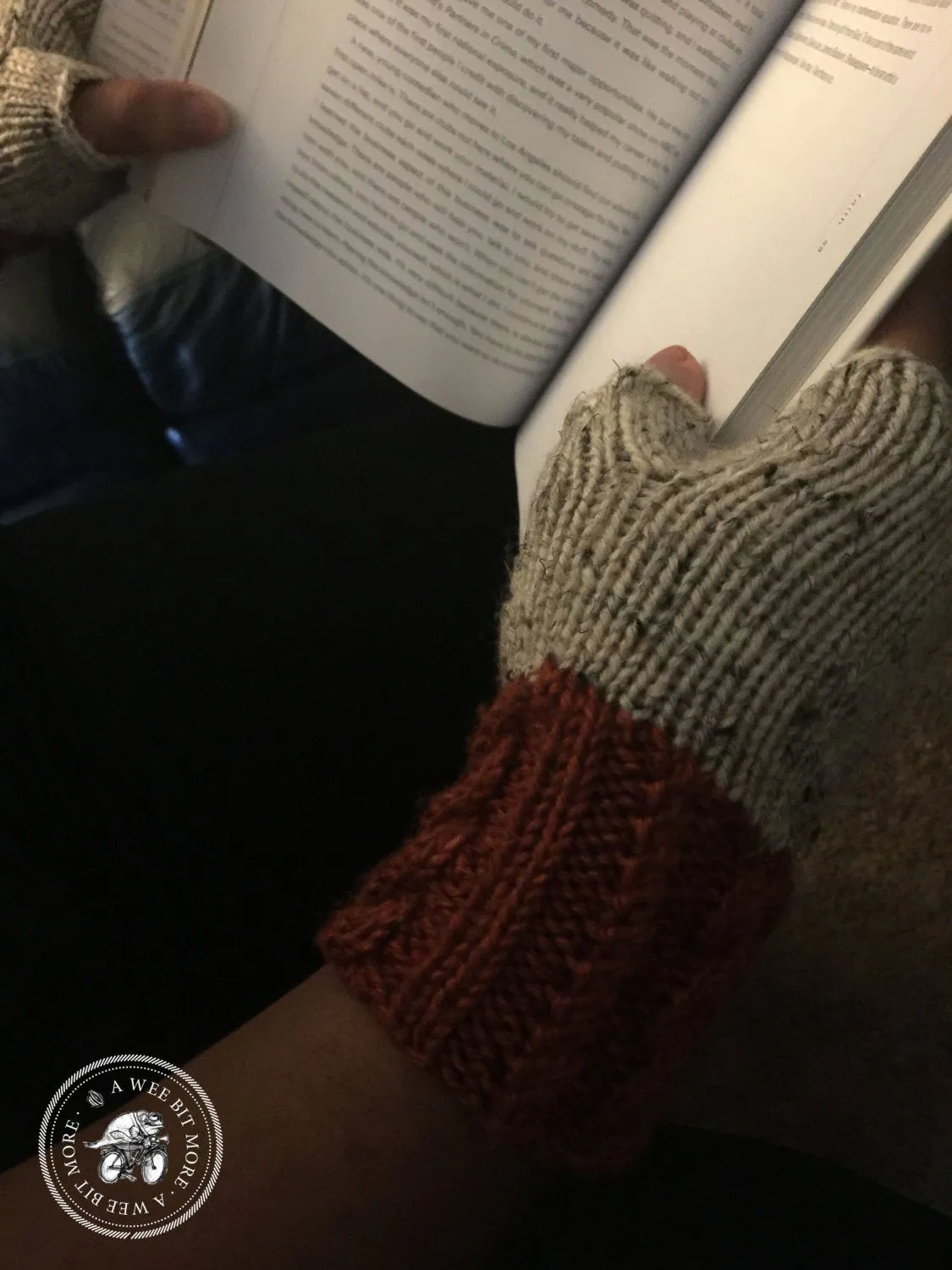 Fingerless Mitts – Rusty Wheat