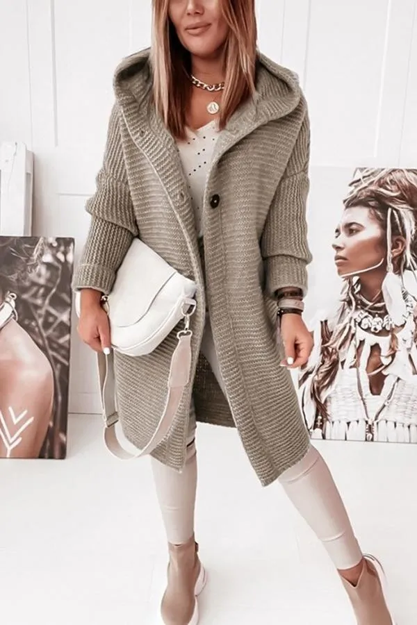 Graue Knopf-Kapuzenstrickjacke – Emma