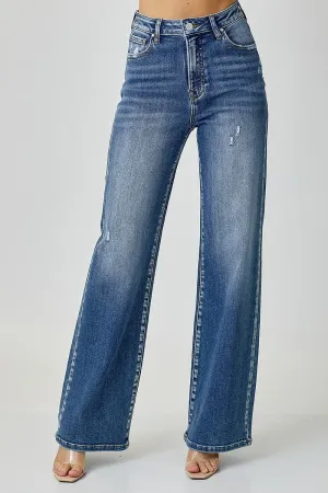 High Rise Wide Leg Jeans w Med Wash w 11" Rise w 32.5" Ins