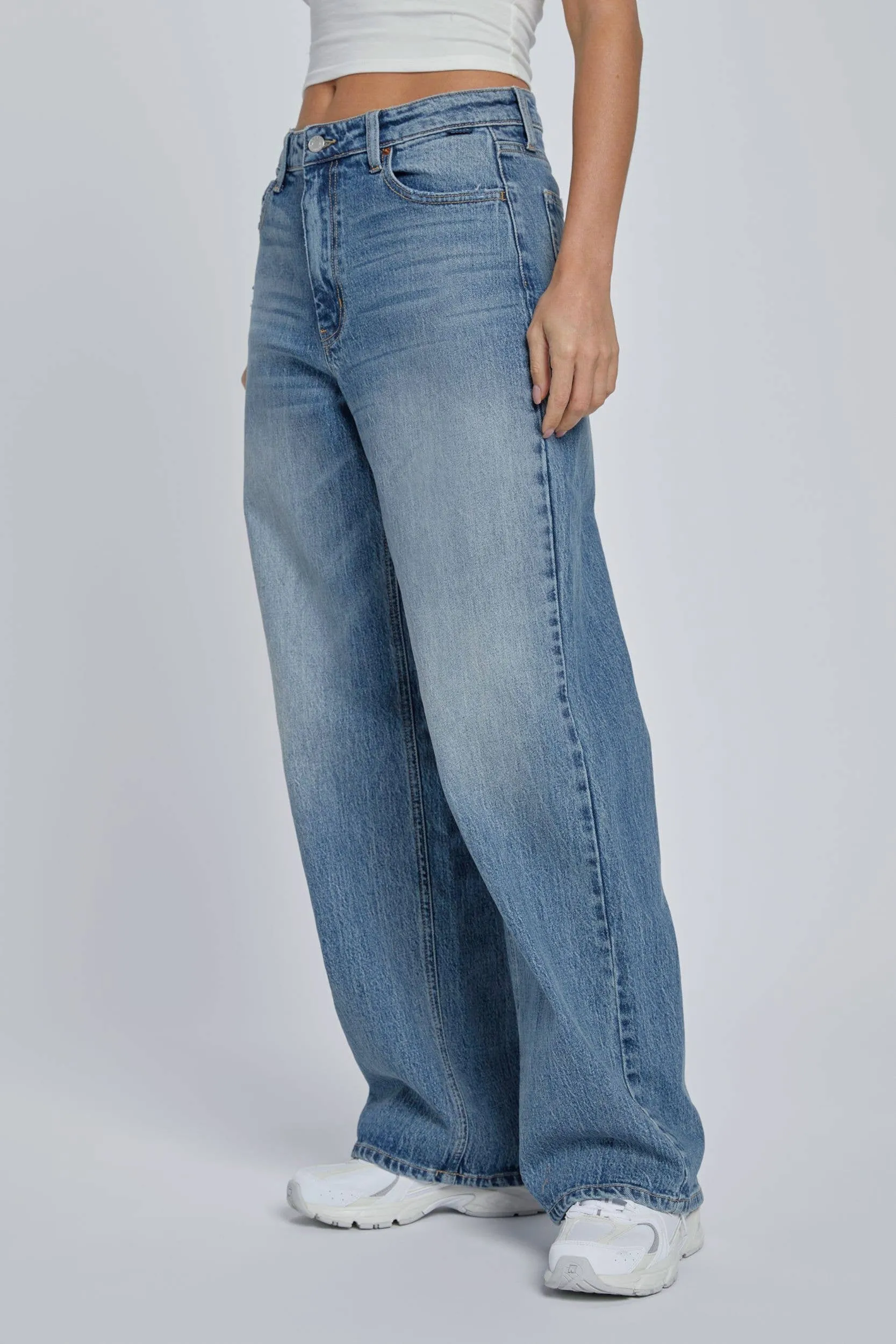 Isabel Low Waisted Wide Leg Jeans