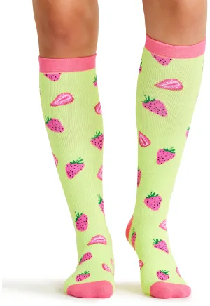 Legwear PRINTSUPPORT Women's 10-15mmHg Compression Socks Strawberry Patch