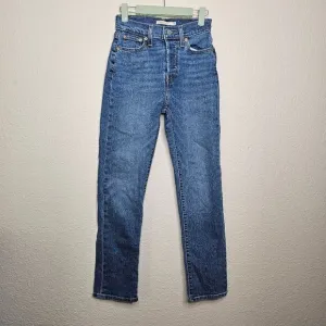 LEVIS wedgie straight medium wash Jeans size 24