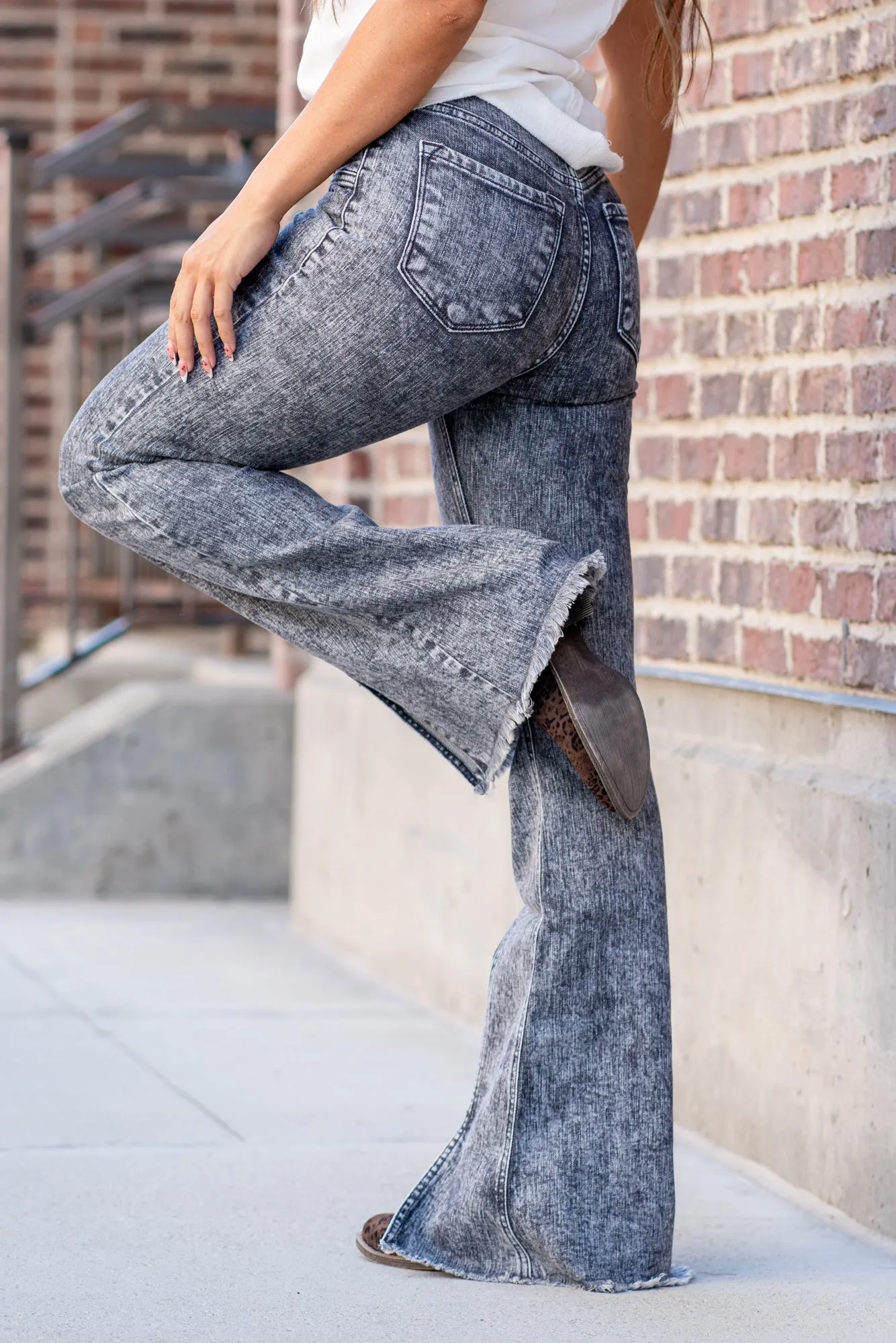 Memphis High Rise Fray Hem Flare