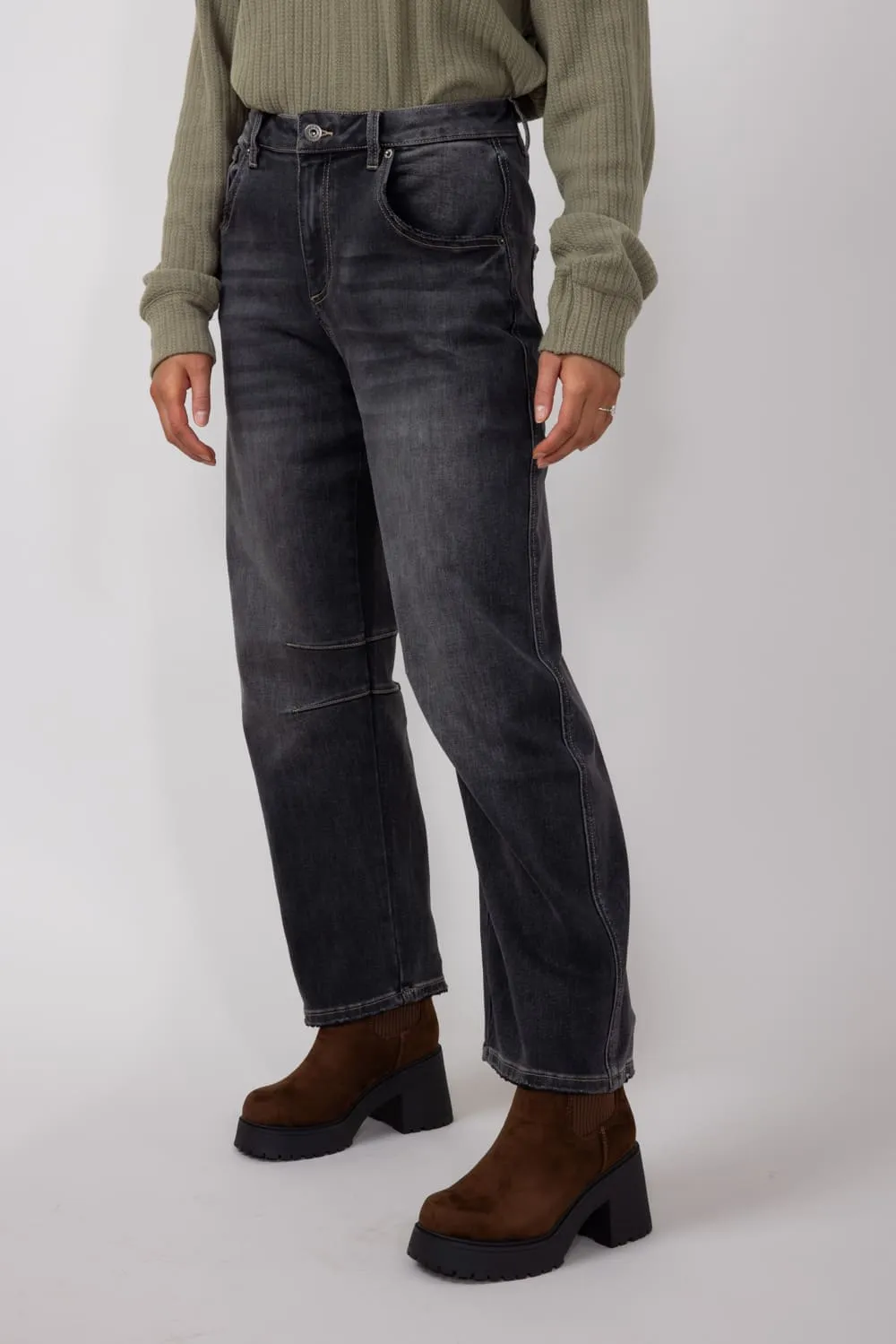 Mica Super High-Rise Barrel-Leg Jeans for Women in Black Eel | MDP-W3234