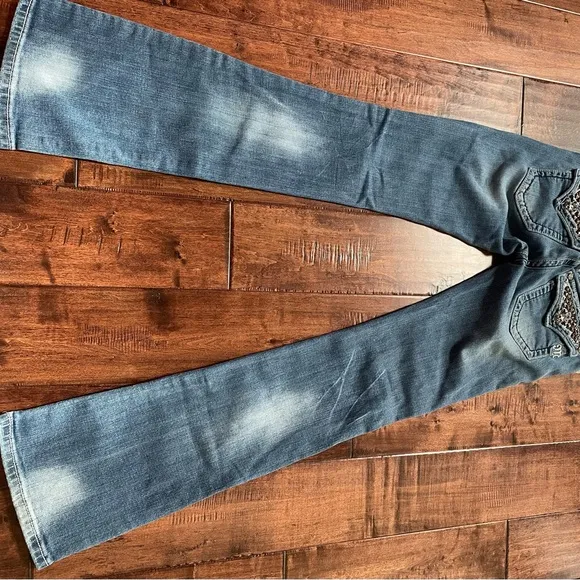 Miss Me Sequin‎ Bedazzled embroidered signature boot cut denim jeans size 28