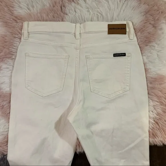 NWT Calvin Klein jeans high-rise kick boot womens size 28