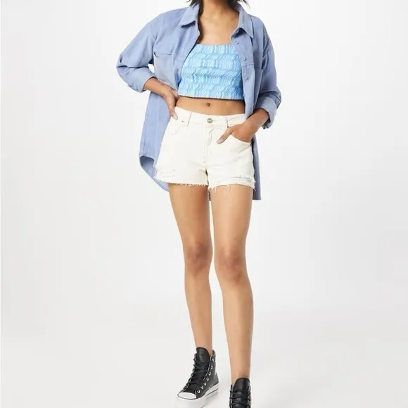 NWT Urban Outfitters Denim Shorts Size 32 Low Rise Harri Neutral Cream Color