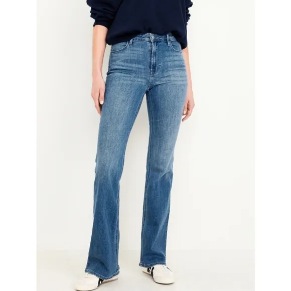 Old Navy Higher High Rise Flare Secret Smooth Pockets Jeans Size 8 Tall