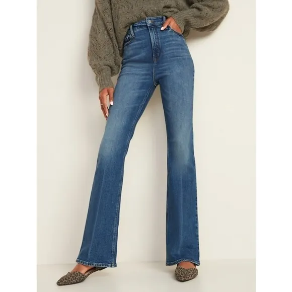 Old Navy Higher High Rise Flare Secret Smooth Pockets Jeans Size 8 Tall