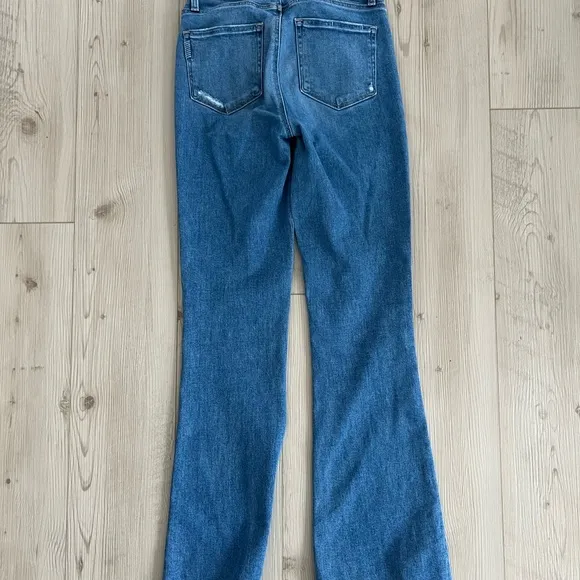 Paige Laurel Cannon High Rise Chewed Hem Size 27