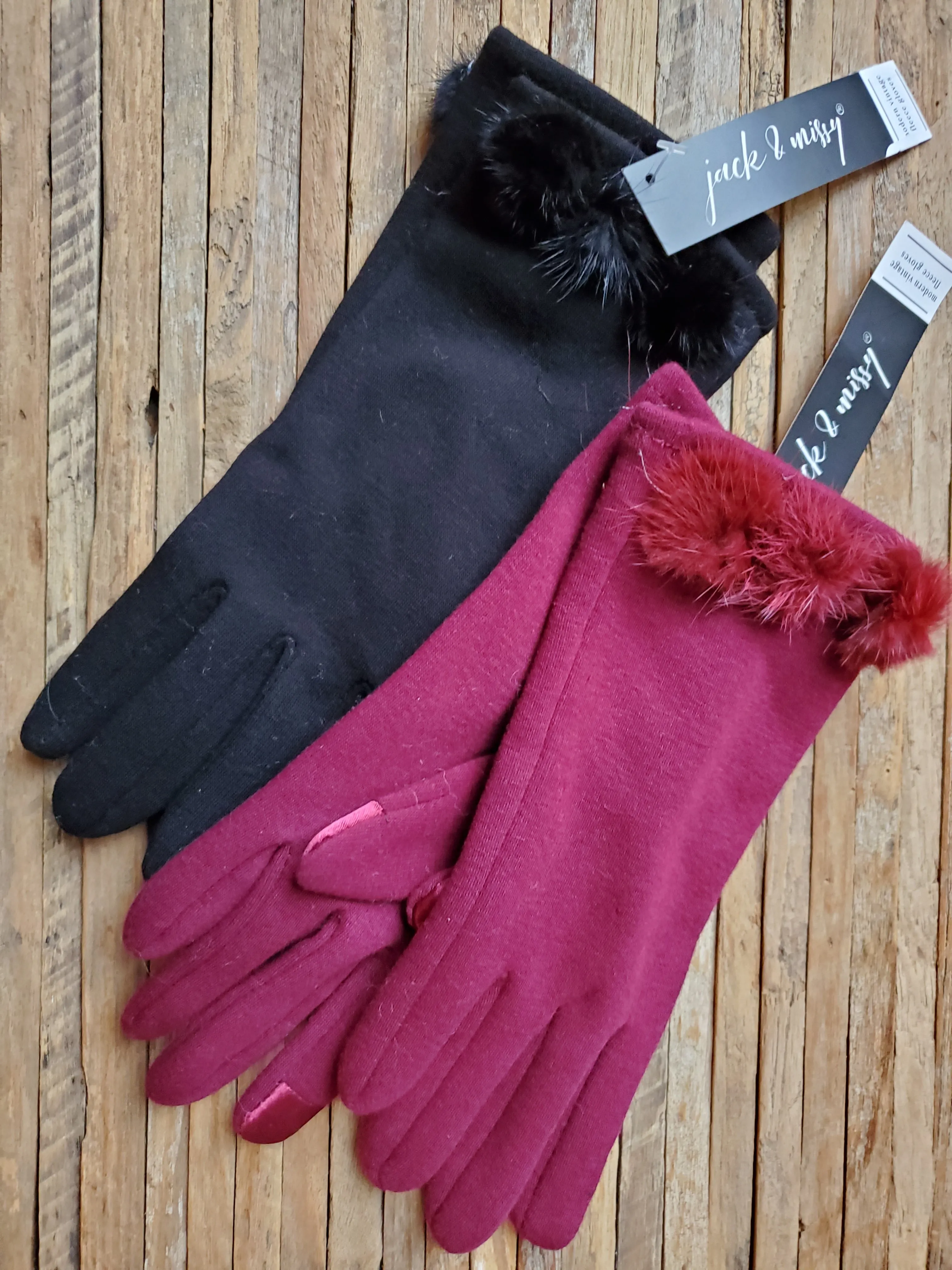 Pom-Pom Fleece Gloves