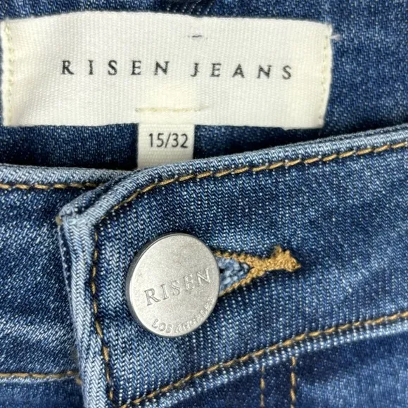 RISEN Jeans Womens 15/32 Blue High Rise Front Patch Pocket Flare Boho NWT