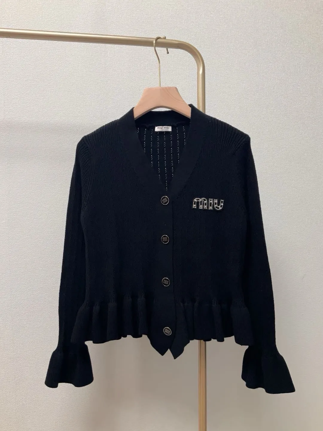 Ruffle Hem Knit Cardigan