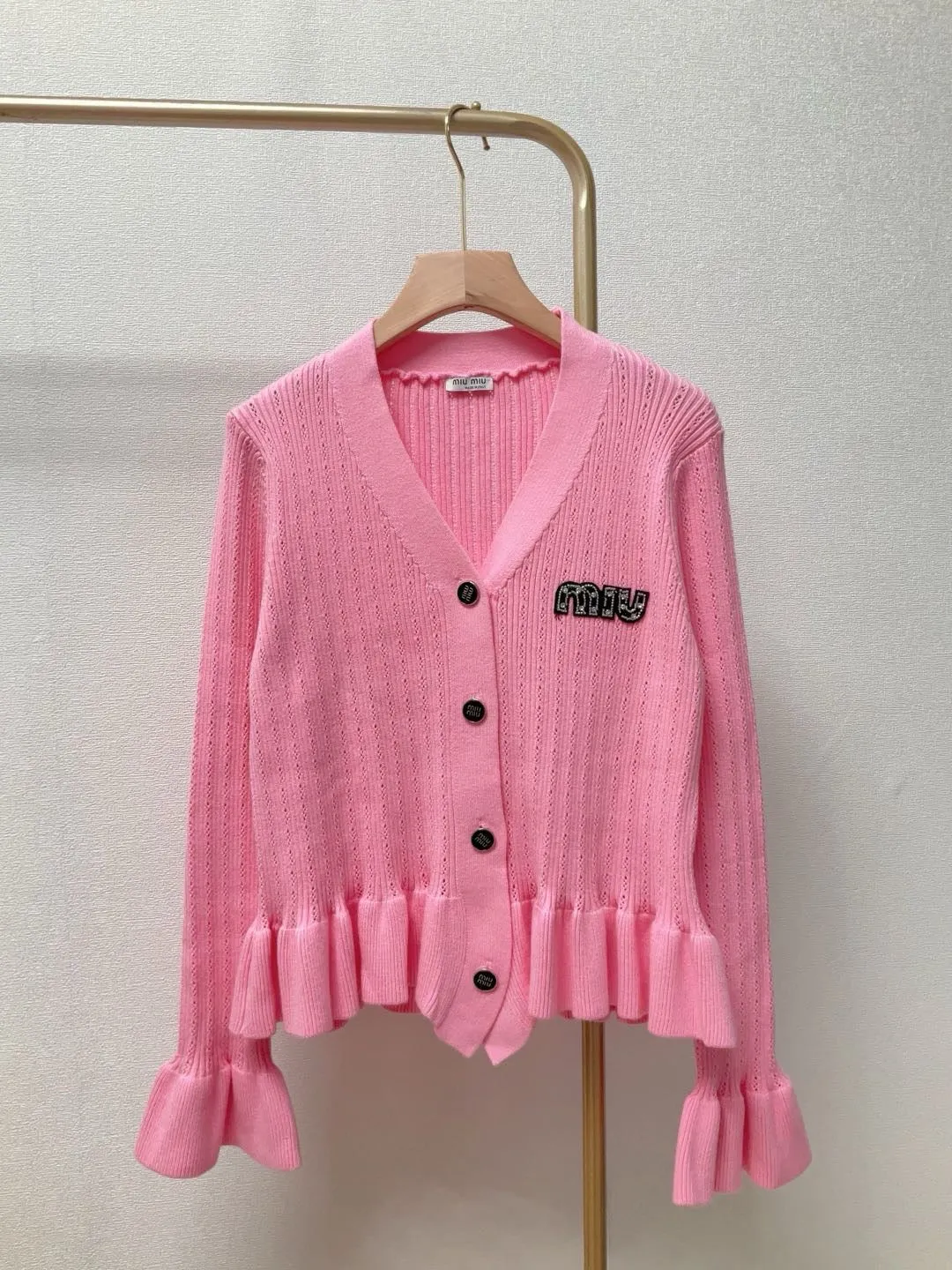 Ruffle Hem Knit Cardigan