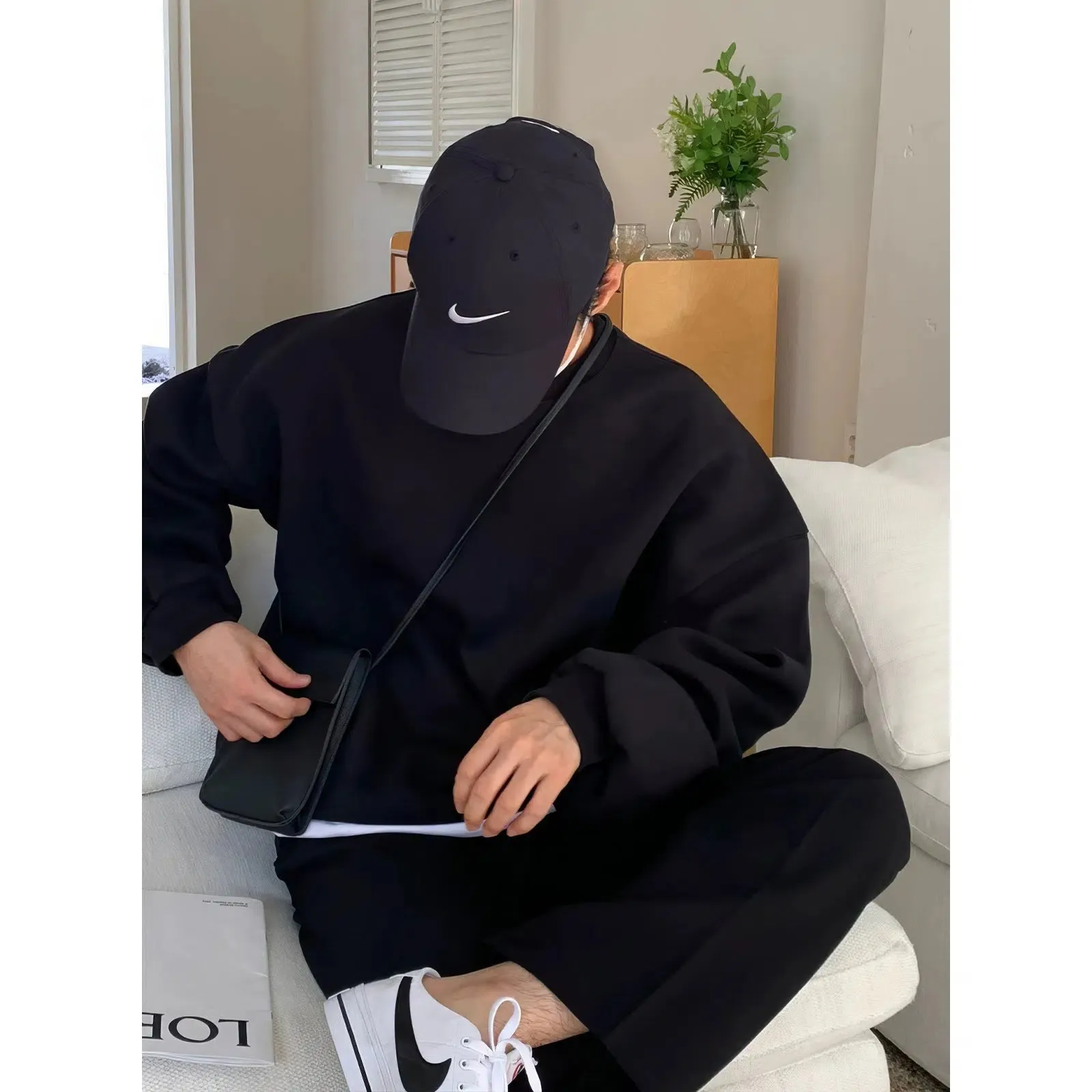 Solid Color Round Neck Sweatshirt