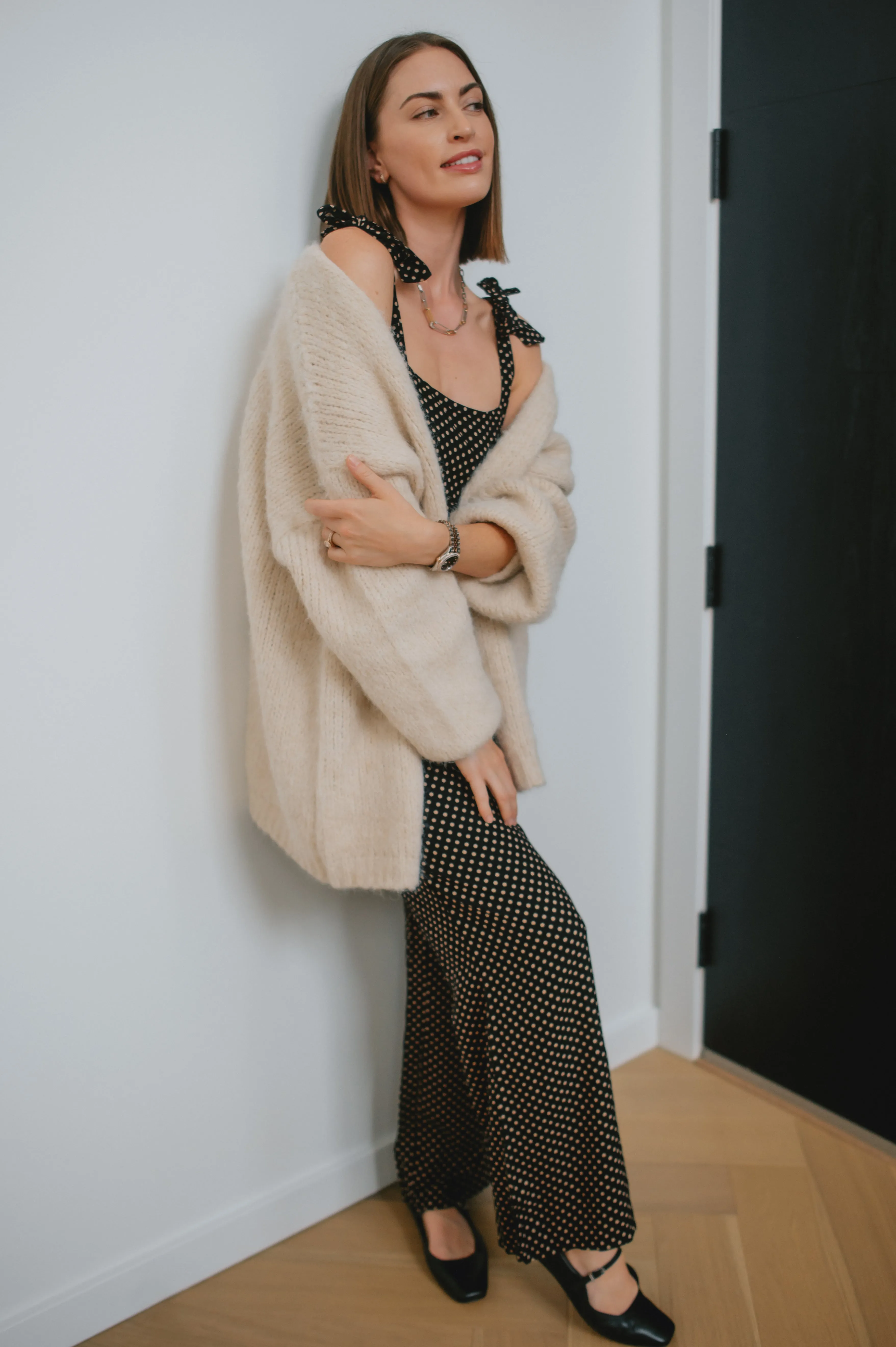 The Marlowe Cardigan x Siera Bearchell - Linen - PLUS