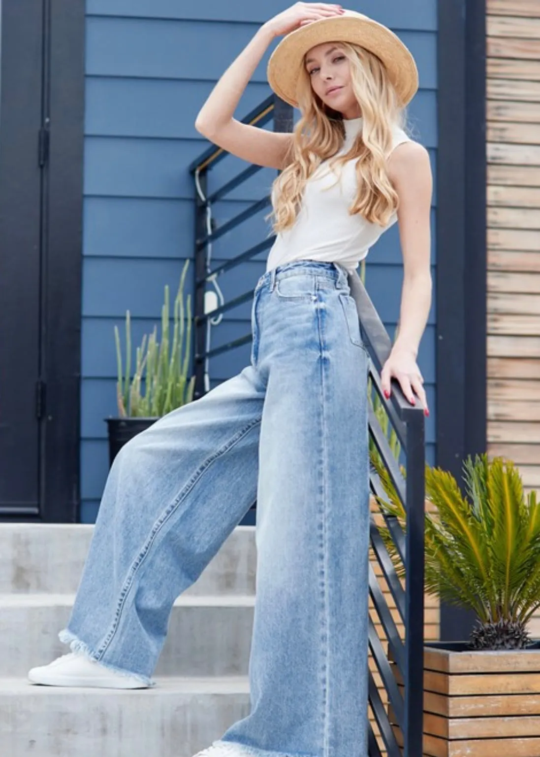 Ultra High Rise Wide Leg Jean