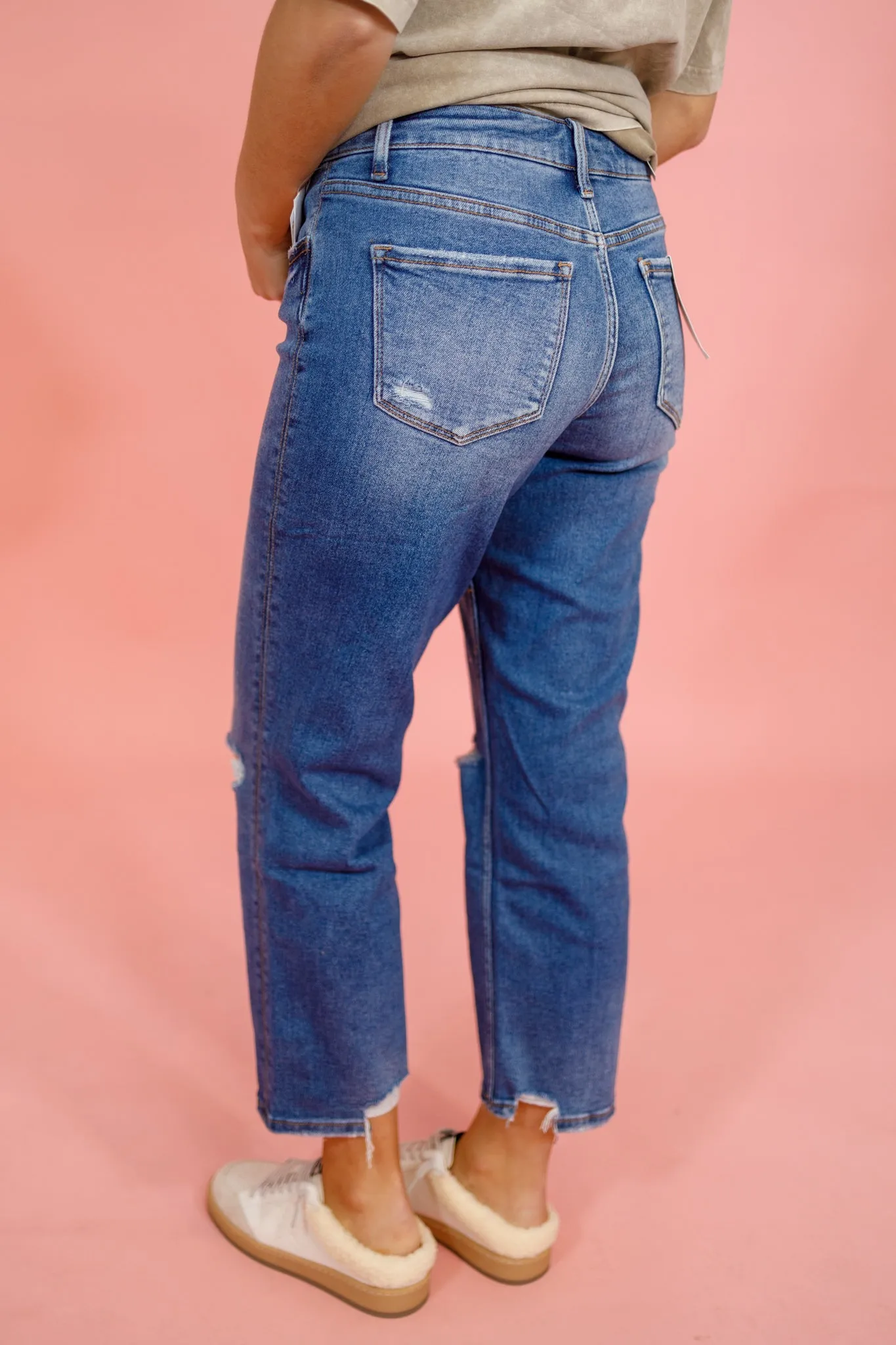 Vervet Dark Devon Distressed Knee Jeans, REG   CURVY