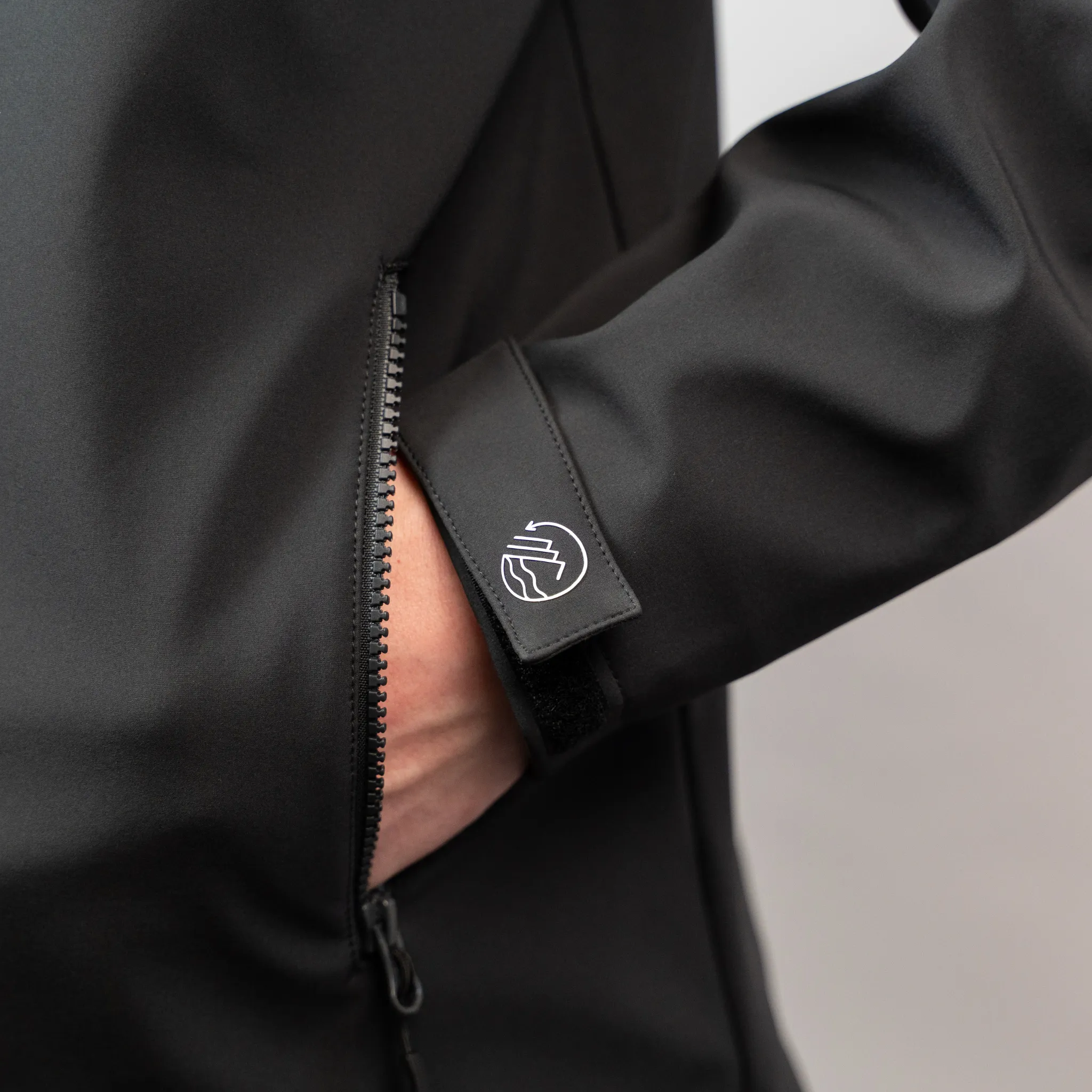 Womens Saolré 2.0 Softshell Jacket - Black