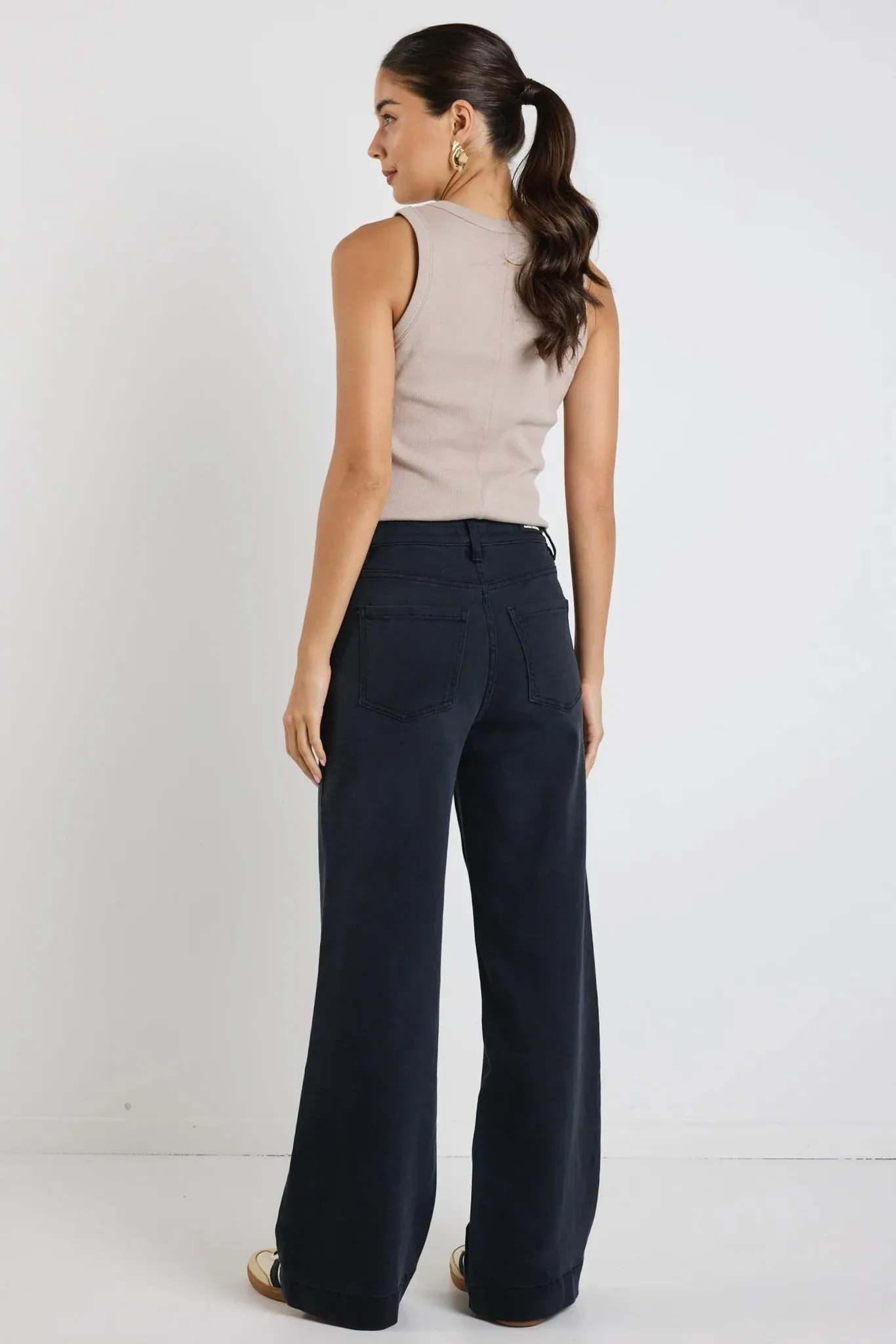 Zoey High Rise Wide Black
